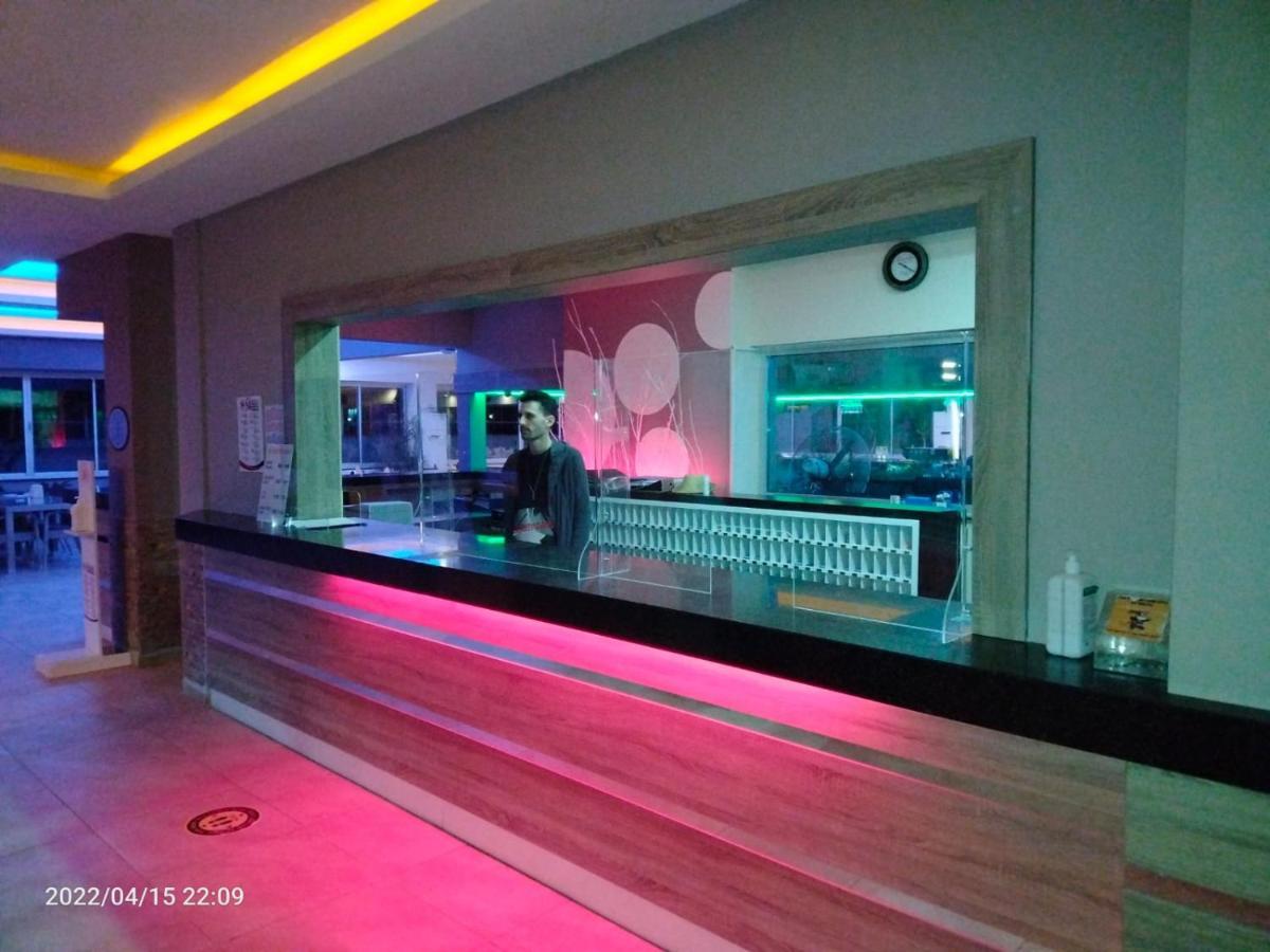 Catty Cats Garden Hotel Сіде Екстер'єр фото
